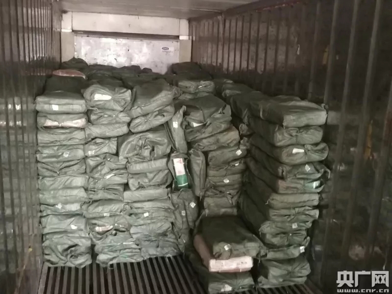 1558592151900052.jpg 640.webp (3).jpg