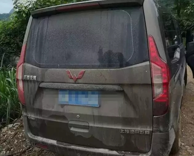 1560215568614579.jpg 640.webp.jpg